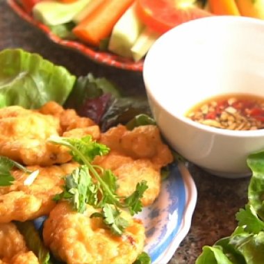 Chả Mực Hạ Long: Bí Quyết Tạo Nên Hương Vị Đặc Sản Trứ Danh Vùng Đất Mỏ