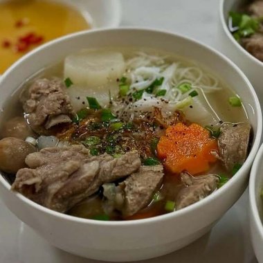 Chế độ dinh dưỡng cho người sau đột quỵ: Ăn gì để nhanh phục hồi và ngăn ngừa tái phát?